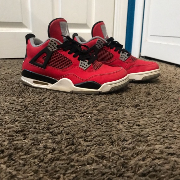 JORDAN 4 TORO - Picture 4 of 5